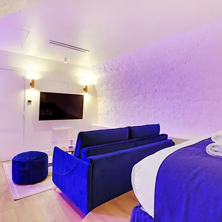 Pelican - Louvre Lejlighed