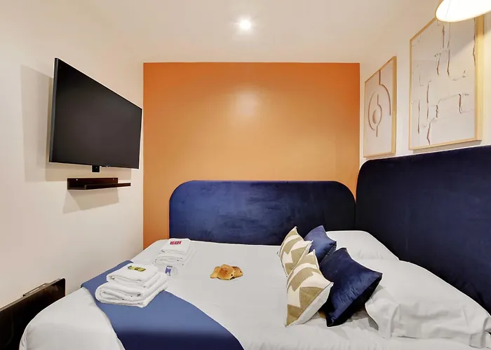 Pelican - Louvre Lejlighed